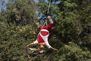 mexico, mexique - 30 janvier 2019 - l'ancienne danse des flyers los voladores photo