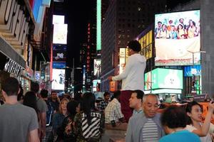 New York, États-Unis - 25 mai 2018 - Times Square plein de monde photo