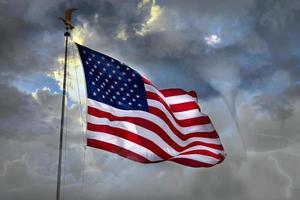 ouragan cyclone sur usa town flag star and stripes photo