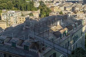 Vue sur la ville de Gênes depuis l'ascenseur Castelletto photo