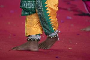 Détail du pied de danse traditionnelle de l'Inde photo