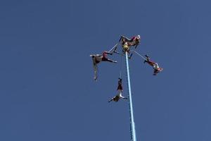 mexico, mexique - 30 janvier 2019 - l'ancienne danse des flyers los voladores photo