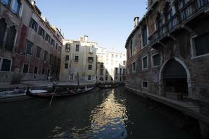 Venise, Italie - 15 septembre 2019 - promenade en gondole à Venise photo
