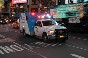 New York, États-Unis - 25 mai 2018 - Times Square plein de monde photo