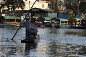 mexico, mexique - 30 janvier 2019 - xochimilco est la petite venise de la capitale mexicaine photo