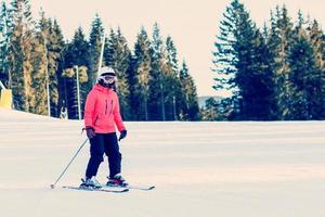 femme sur le ski photo