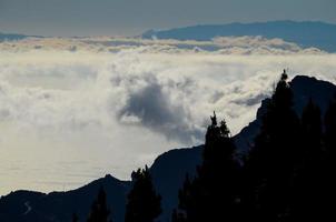 vue panoramique sur la montagne photo