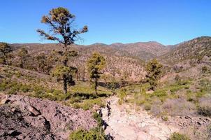 vue panoramique sur les montagnes photo