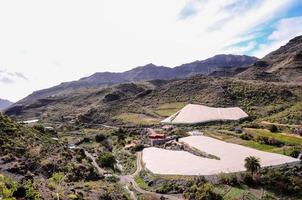 vue panoramique sur les montagnes photo