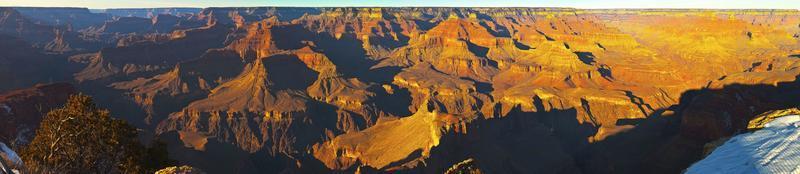 panorama depuis le grand canyon côté sud en hiver photo