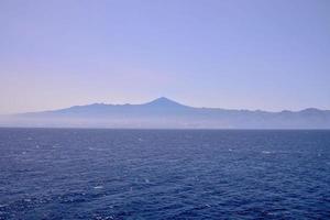 vue panoramique sur l'océan photo