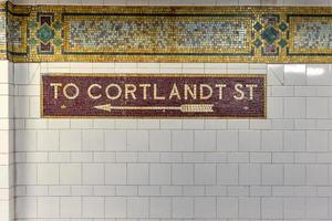 Mosaïque de la station de métro Cortlandt Street à New York desservant le World Trade Center photo