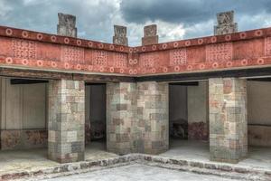 palais de quetzalpapalotl à teotihuacan photo