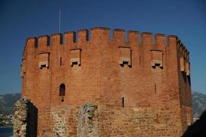 tour rouge dans la ville d'alanya, antalya, turkiye photo