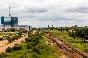 Chemin de fer et quartier central des affaires en développement rapide, Gaborone, Botswana, Afrique, 2017