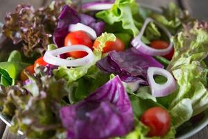 gros plan, de, salade de légumes frais