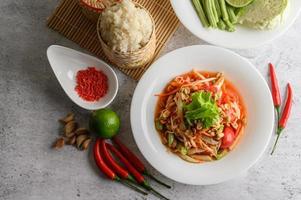 salade de papaye thaï aux ingrédients