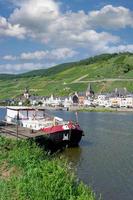 Village viticole de Zell, moselle, vallée de la moselle, Allemagne photo