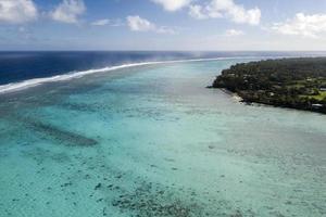 plage de muri île de cook polynésie paradis tropical vue aérienne