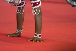 Détail du pied de danse traditionnelle de l'Inde photo