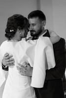 la première danse de mariage des mariés photo