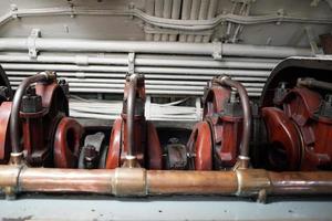 à l'intérieur du navire de guerre sous-marin de guerre militaire photo