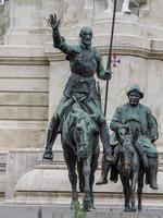 madrid espagne place placa de espana monument miguel de cervantes photo