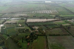 vue aérienne des fermes de la campagne romaine photo