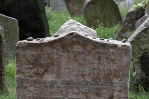 ancien cimetière juif de prague photo