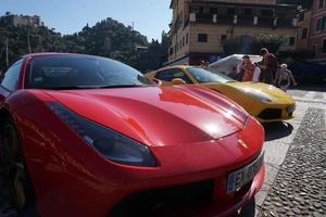 portofino, italie - 20 octobre 2018 - rallye ferrari rassemblant la convention supercar photo