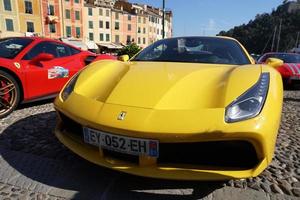 portofino, italie - 20 octobre 2018 - rallye ferrari rassemblant la convention supercar photo