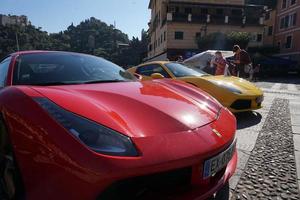 portofino, italie - 20 octobre 2018 - rallye ferrari rassemblant la convention supercar photo