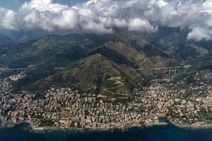 Vue aérienne de la ville de Gênes photo