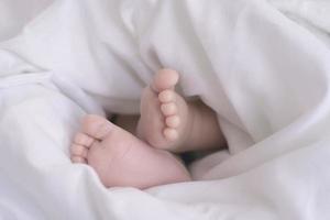 petits pieds de bébé photo