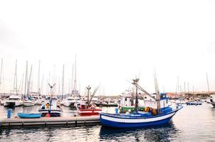 bateau sur le port photo