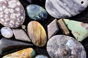 diverses pierres précieuses pour bijoux
