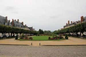 une vue sur Nevers dans le centre de la france photo