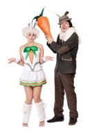 couple drôle avec carotte photo