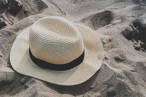 chapeau de plage d'été photo