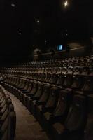 auditorium avec sièges de type cinéma vide, conférence sur le point de commencer, mexique photo