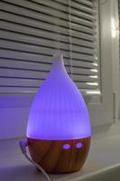 humidificateur d'air coloré diffuseur d'huiles essentielles pulvérisateur brumisateur aromathérapie diffuseur d'arômes photo