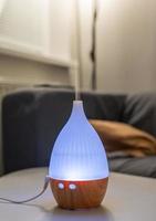 humidificateur d'air coloré diffuseur d'huiles essentielles pulvérisateur brumisateur aromathérapie diffuseur d'arômes photo