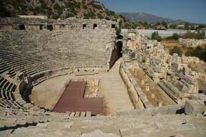 théâtre de la ville antique de myra à demre, antalya, turkiye photo