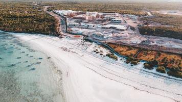 plage de muyuni, île de zanzibar, tanzanie photo