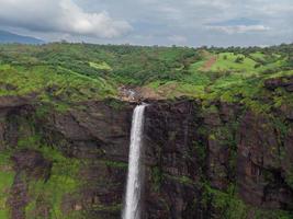 kalu cascade situé près pune maharashtra photo