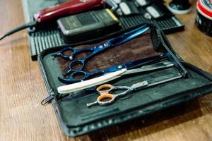 espace de travail visagiste professionnel. outils de maquillage. photo