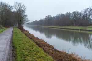 canal wesel-dattel-kanal ,Allemagne dans le Matin photo