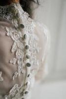 fille dans une mariage robe fermer photo