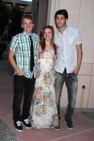 los angeles, 28 septembre - chandler massey, molly burnett, casey deidrick arrive à célébrer 45 ans de jours de nos vies à l'académie des arts et des sciences de la télévision le 28 septembre 2010 dans no. Hollywood, Californie photo