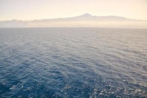 vue panoramique sur l'océan photo